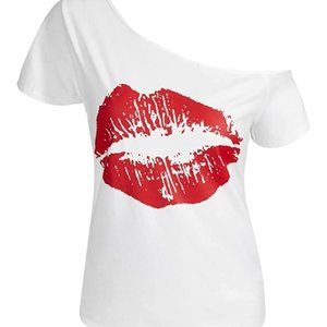 Off the Shoulder Kiss Tee